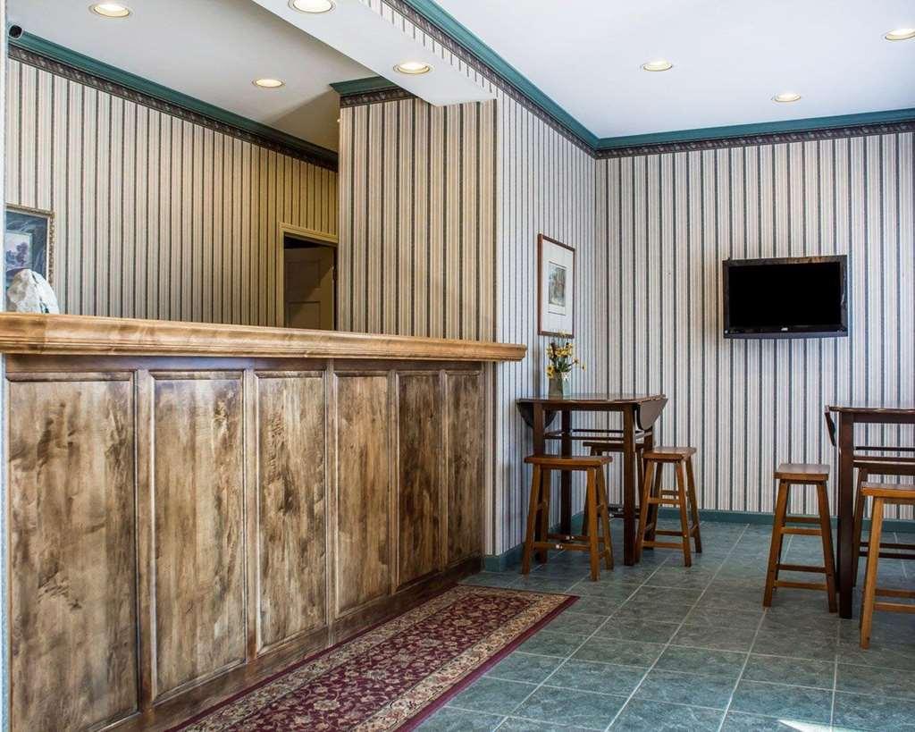 Rodeway Inn Marshall Manor Horseheads Interior photo